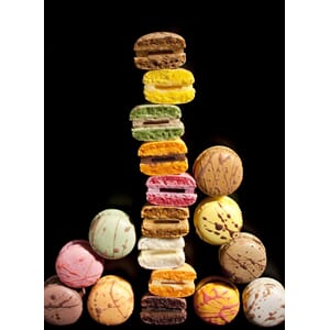La Rose Noire Macaron Assorted tray 9 x 8 pcs Frys